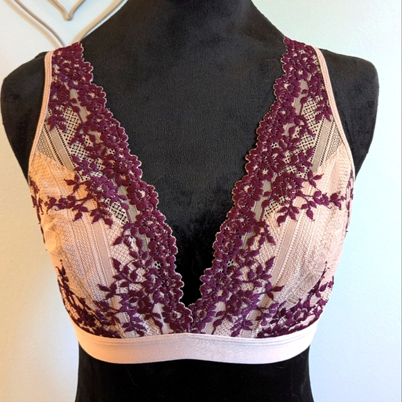 Wacoal Other - Soma Embrace Lace Soft Cup Bralette (38)